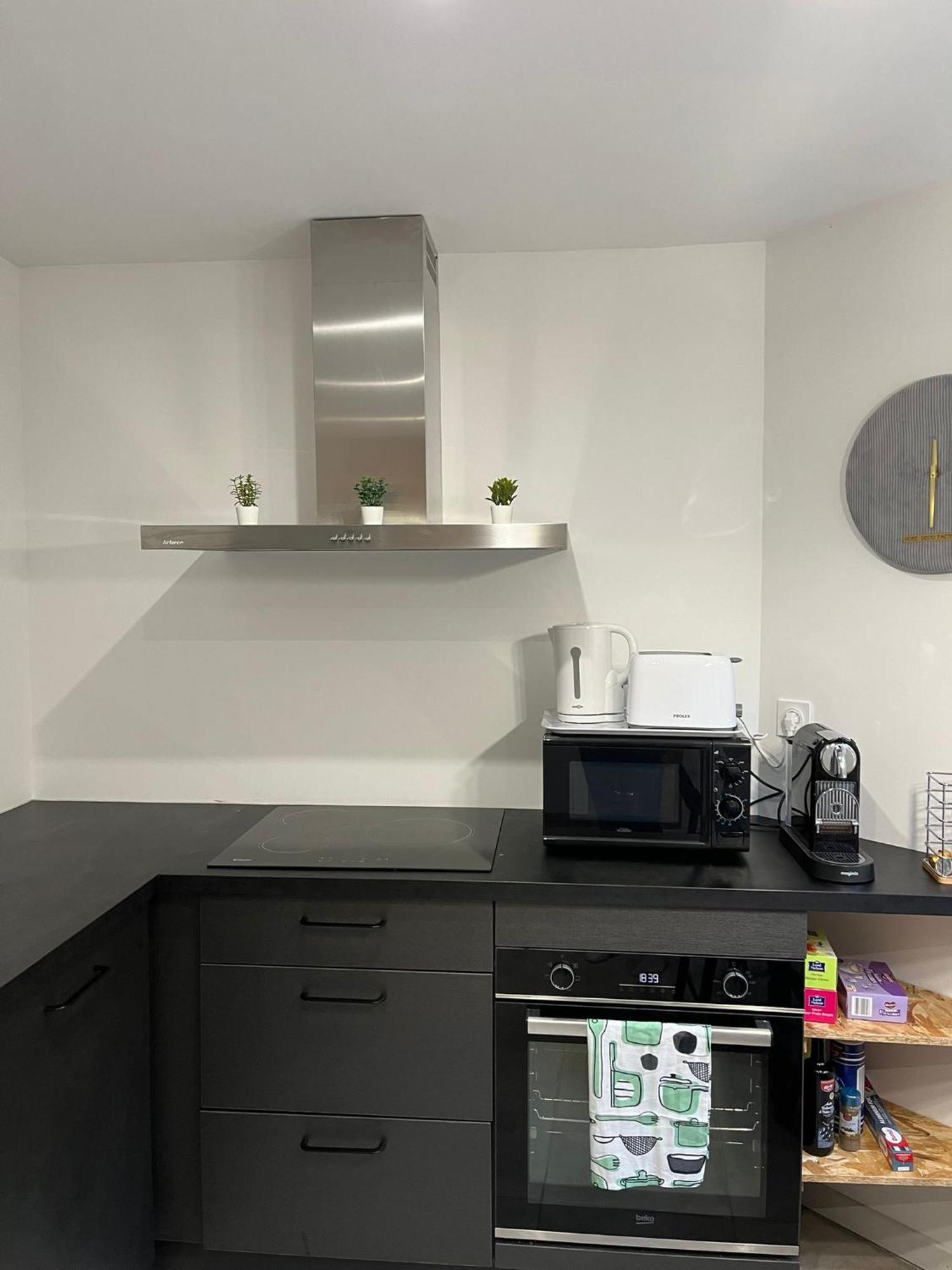 Gite Le Charme Citadin 55 M² Avec Exterieur Valenciennes Luaran gambar