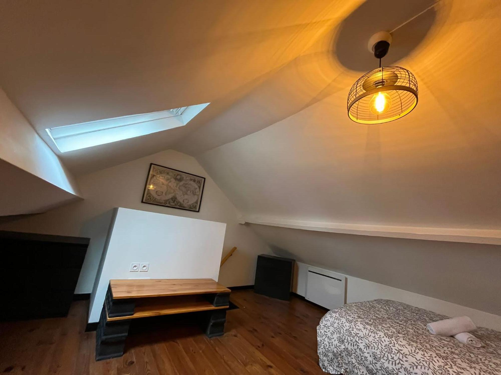 Gite Le Charme Citadin 55 M² Avec Exterieur Valenciennes Luaran gambar